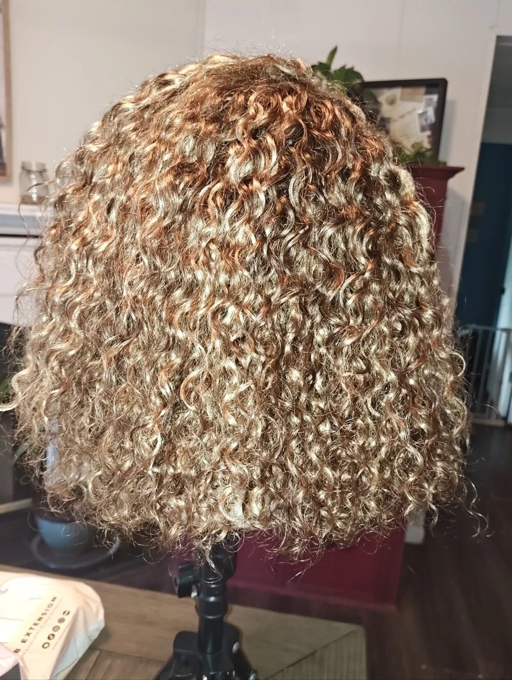 Unice 10inch Curly Bob Wig Honey Blond 7x5 Glueless